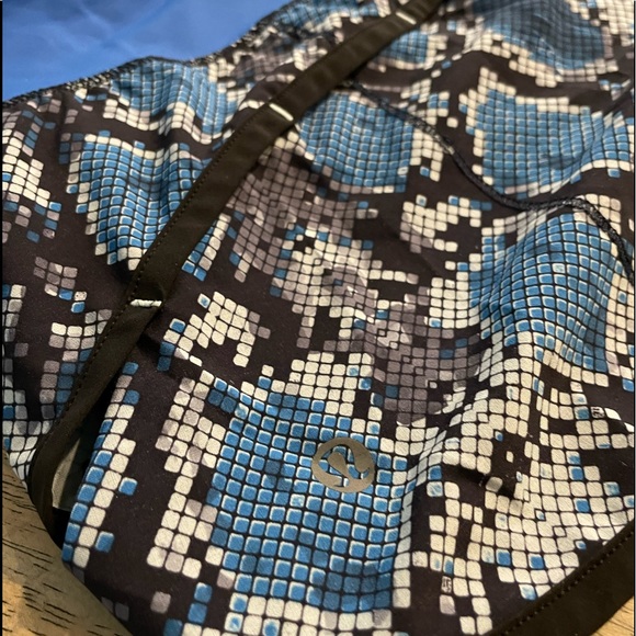 Lululemon Run Speed Short Size 6 - Picture 1 of 5